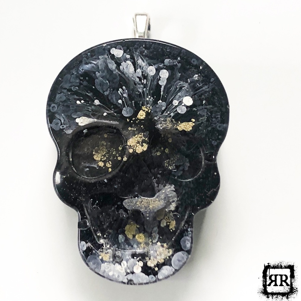 SALE🖤Black Skull Necklace/Charm/Keychain/Cosplay